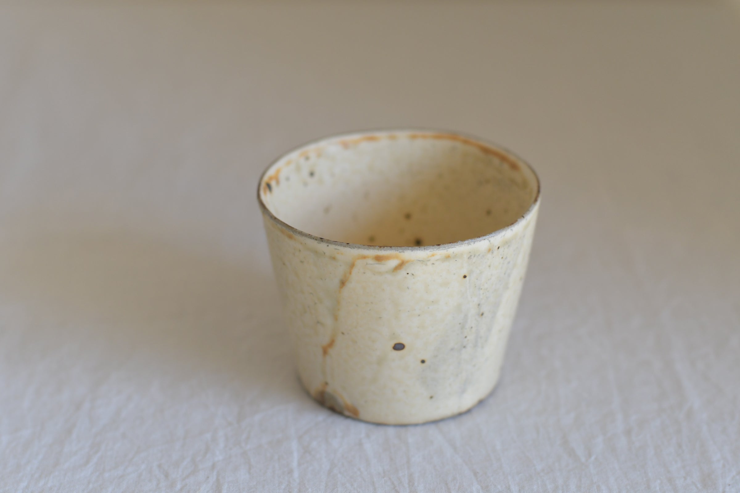 三笘 修｜灰粉引猪口 | UTSUWA-HOTARU online store