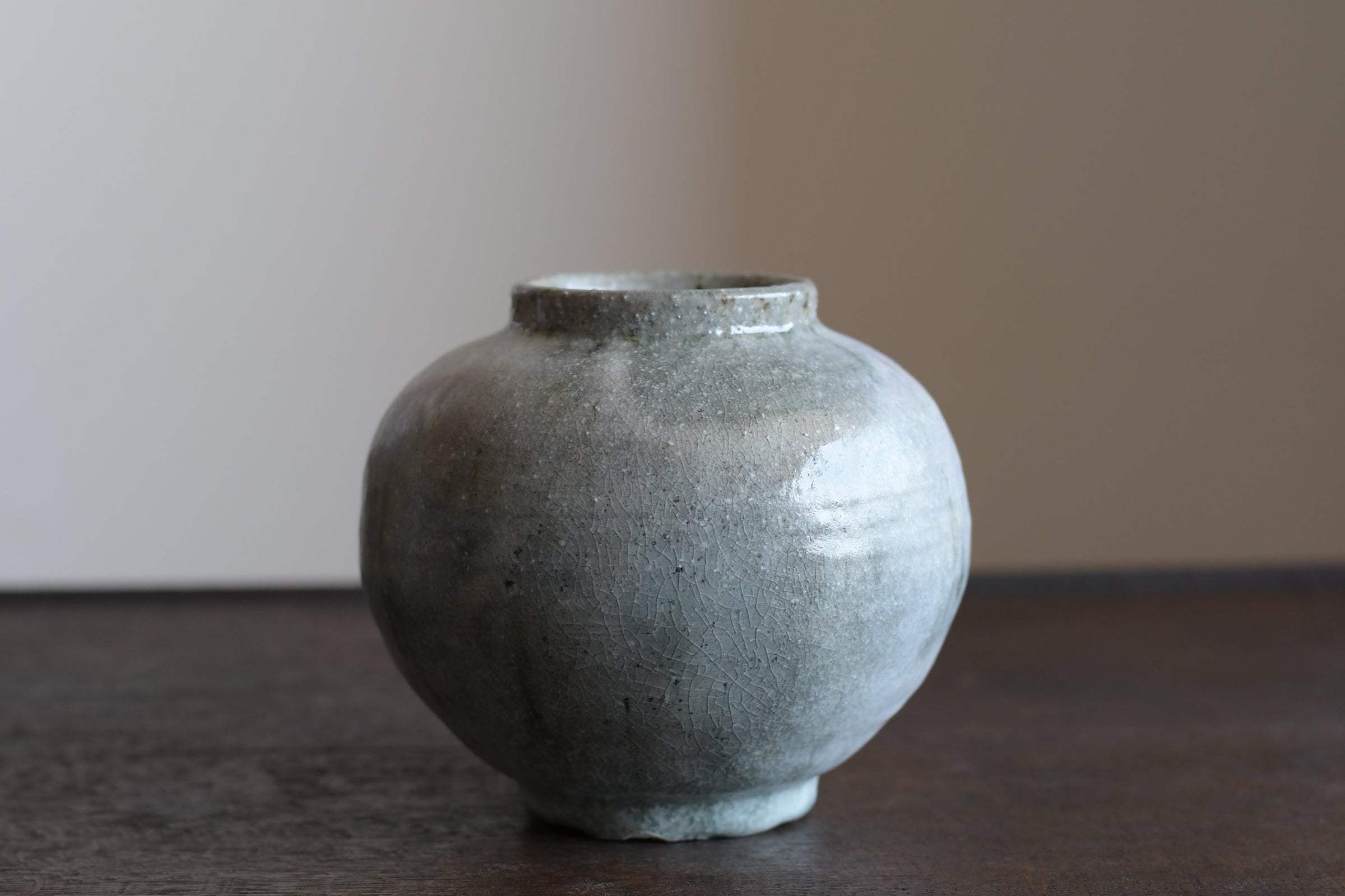 長谷川奈津｜林檎灰釉花器A | UTSUWA-HOTARU online store