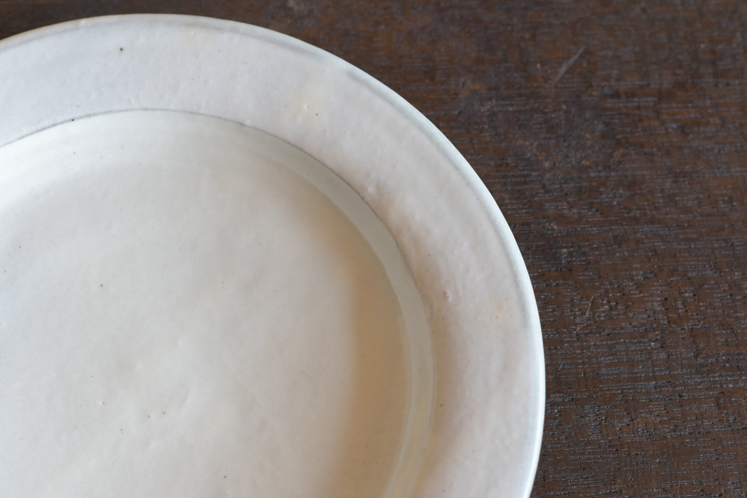 福永芳治｜粉引6寸皿 | UTSUWA-HOTARU online store