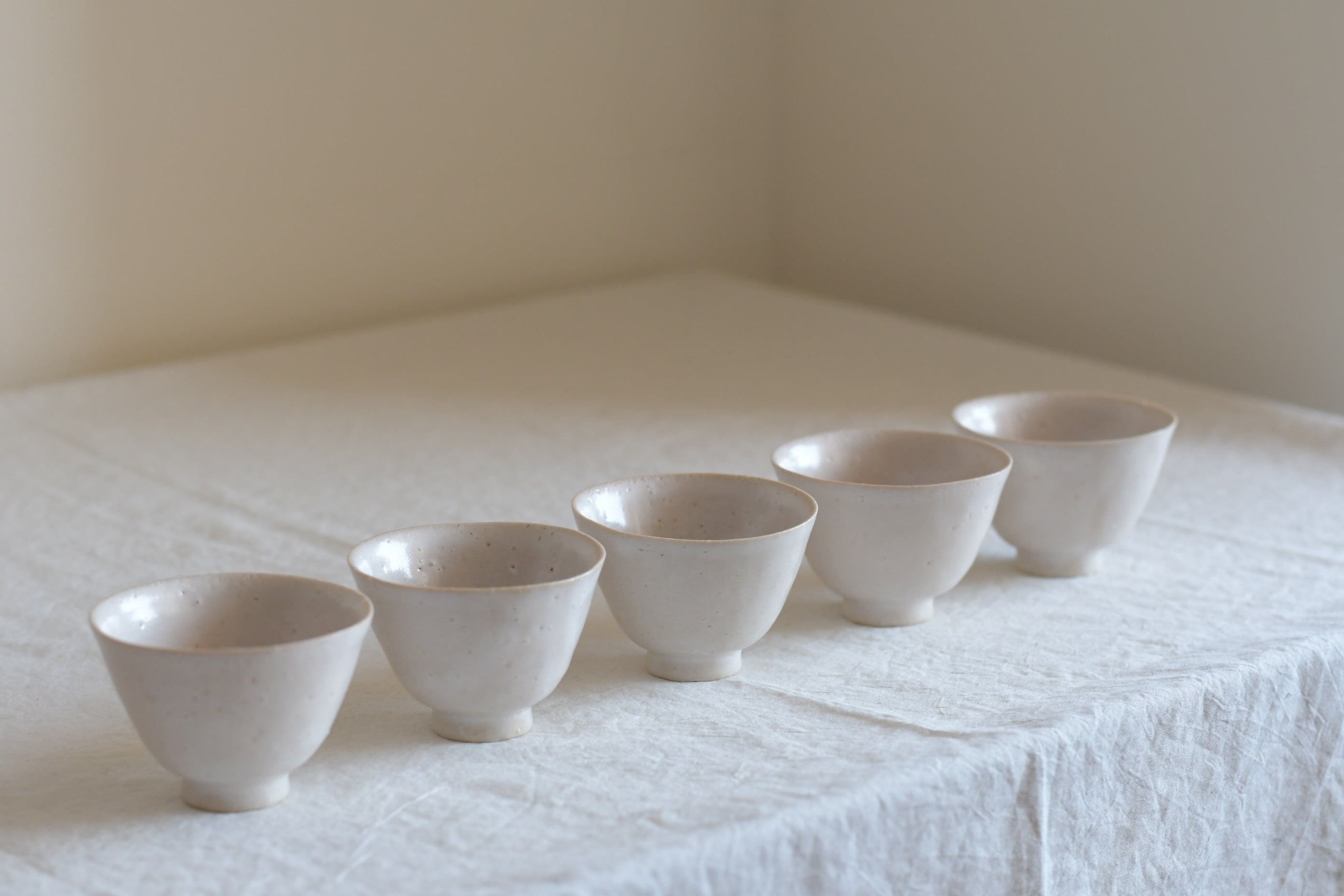 三笘修｜藁白煎茶碗（五客揃え） | UTSUWA-HOTARU online store