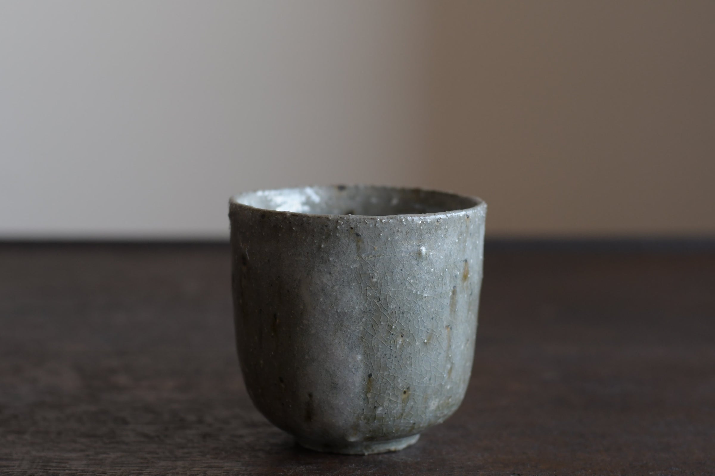 長谷川奈津｜林檎灰釉筒湯呑b | UTSUWA-HOTARU online store