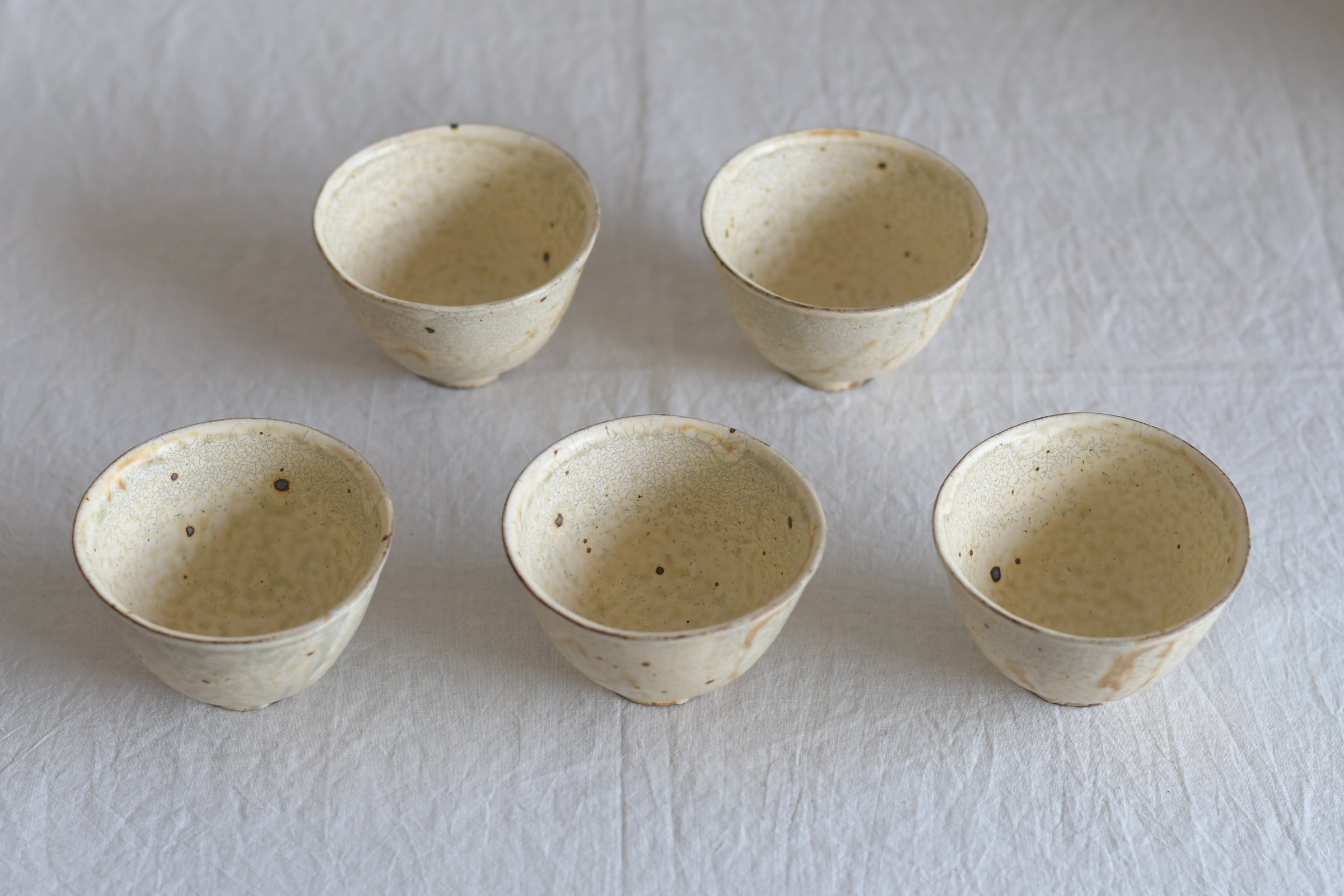 三笘 修｜灰粉引汲出（五客） | UTSUWA-HOTARU online store
