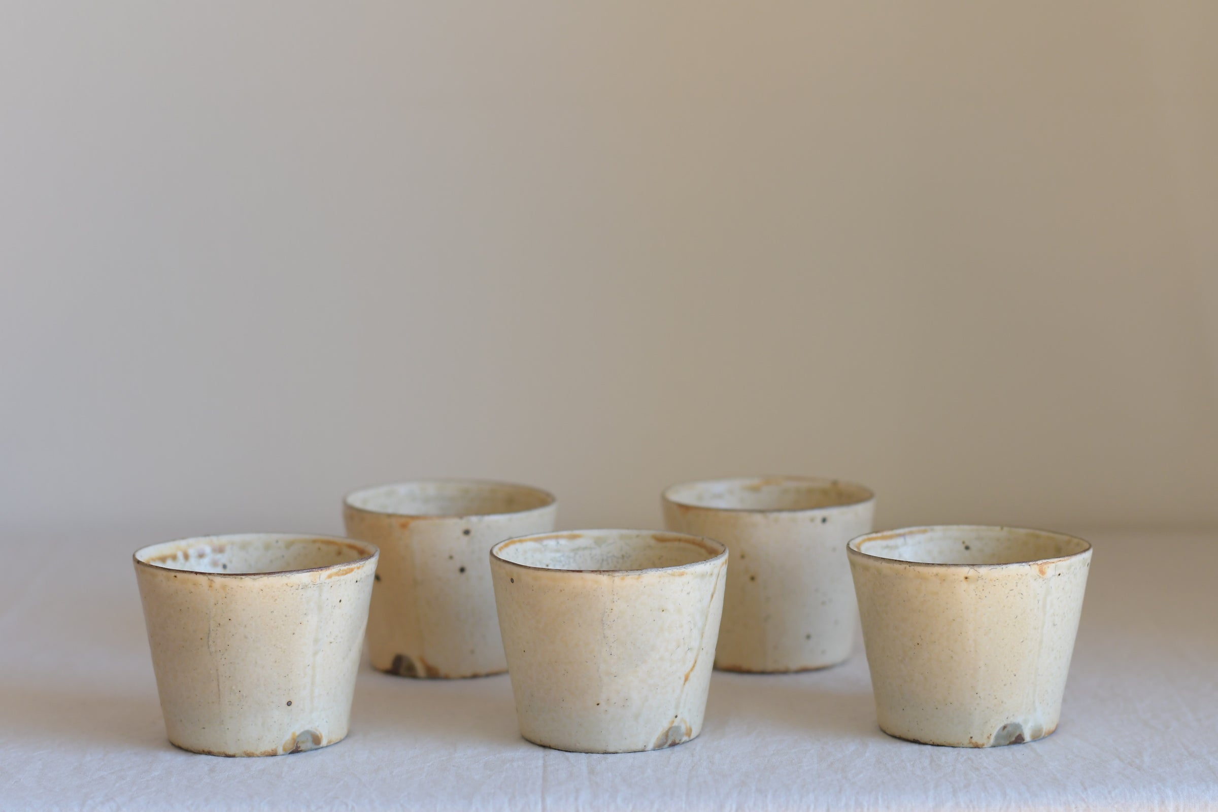 三笘 修｜灰粉引猪口 | UTSUWA-HOTARU online store