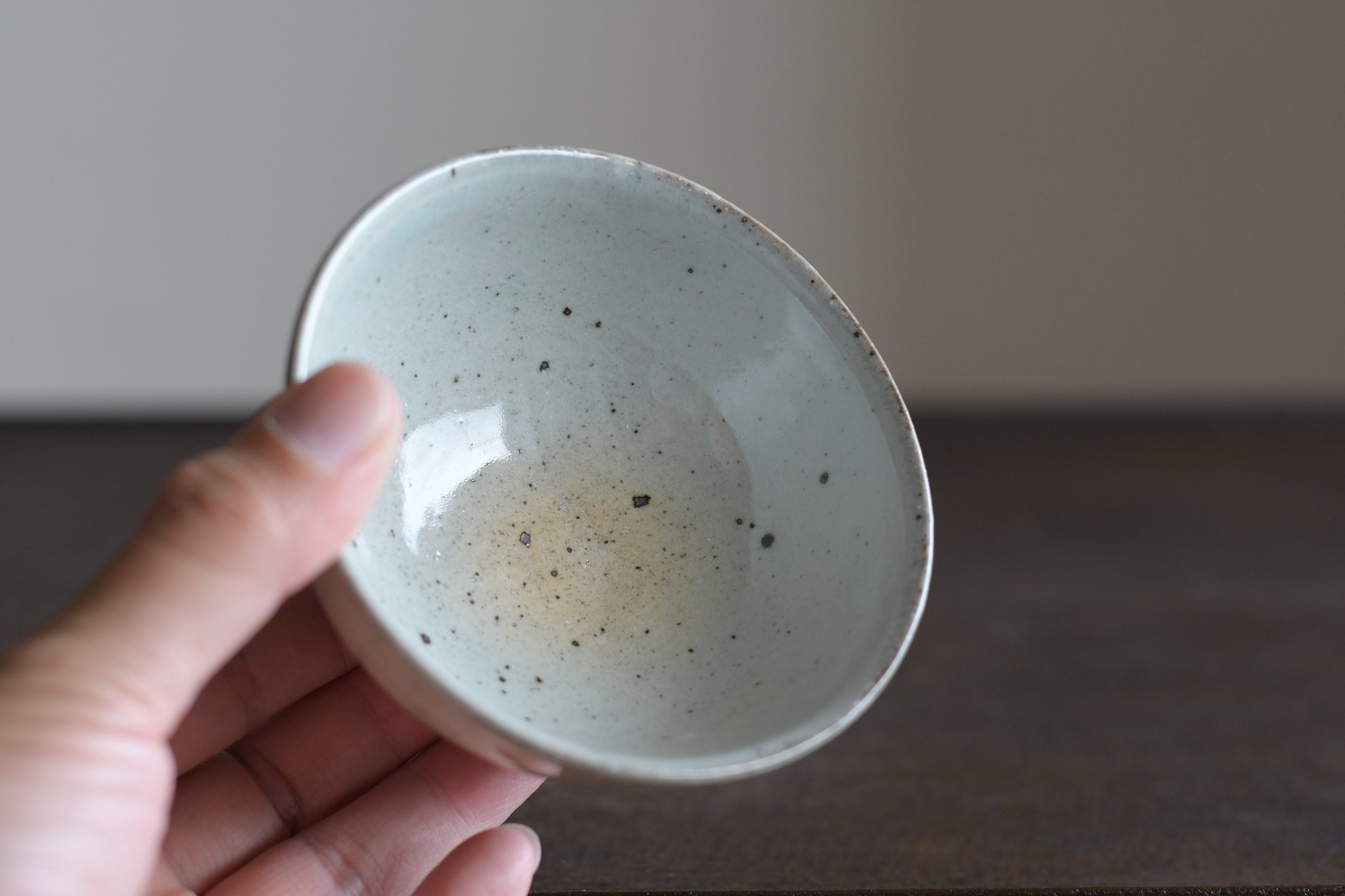 長谷川奈津｜粉引飯碗（小）c | UTSUWA-HOTARU online store