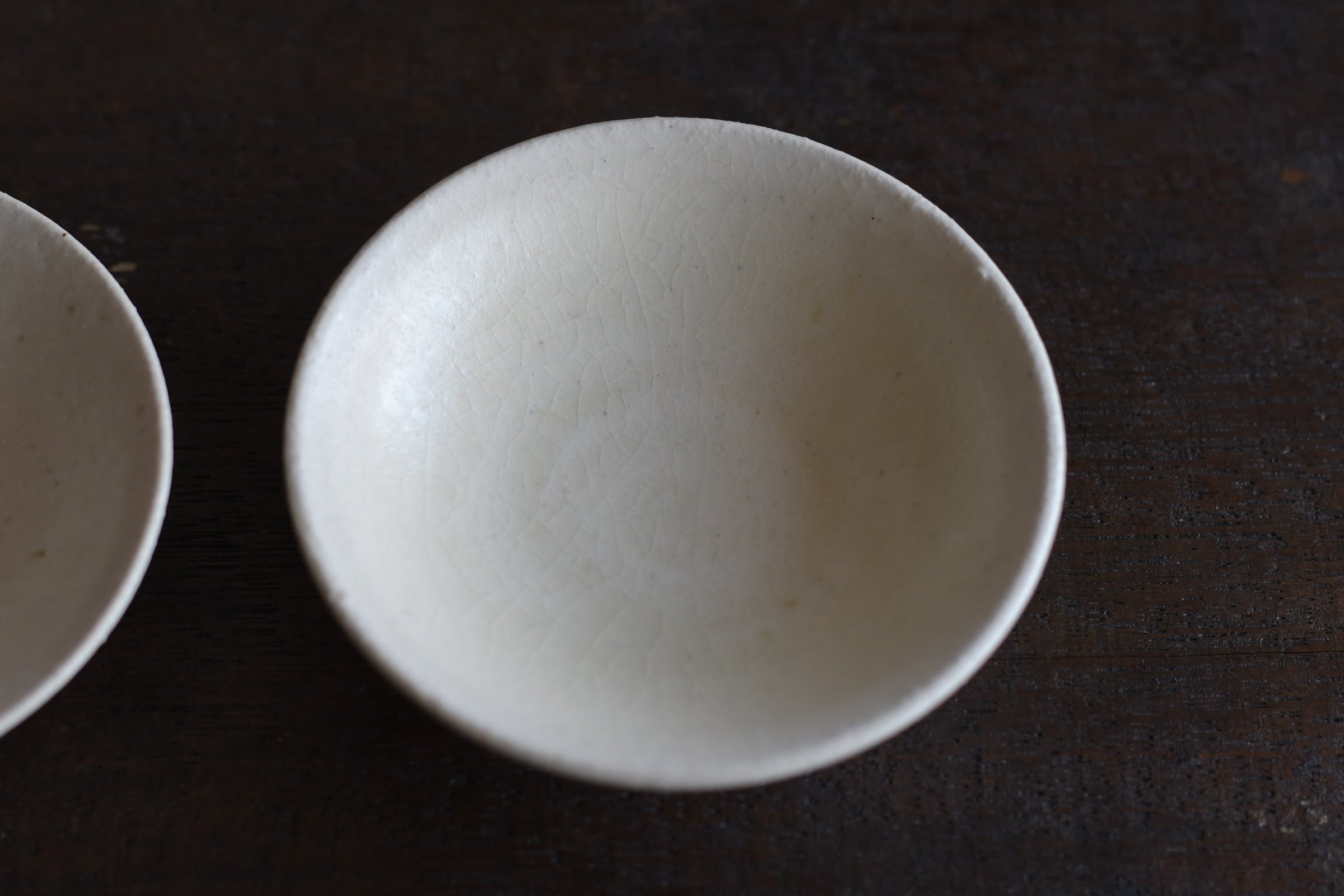 長谷川奈津｜白林檎灰釉小皿B | UTSUWA-HOTARU online store