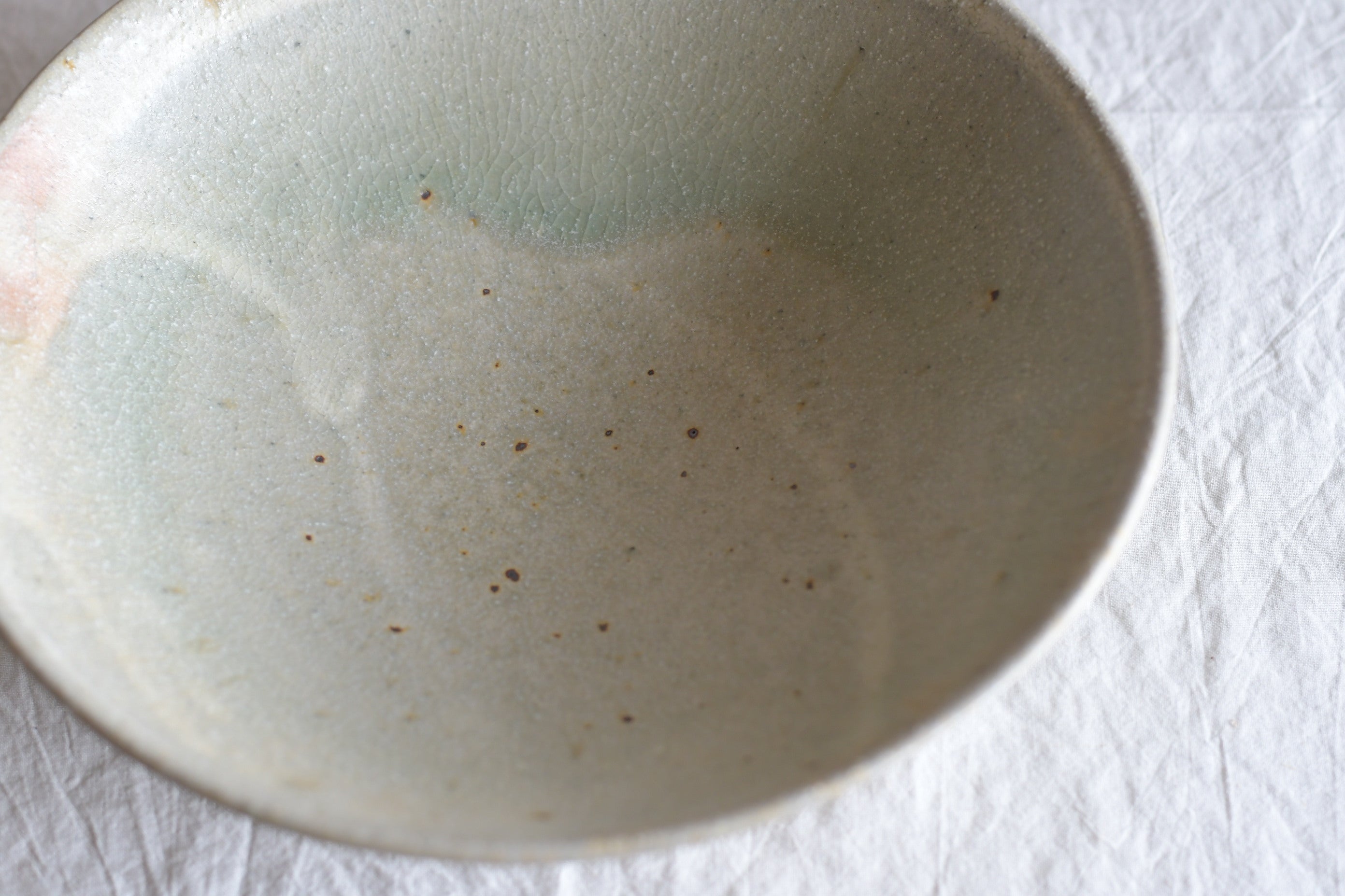 長谷川奈津　林檎灰釉　盃／秋田菫　白磁　染付　呉須　湯呑み おまとめ 長谷川奈津 林檎灰釉 盃／秋田菫 白磁 染付 呉須 湯呑み おまとめ 長谷川