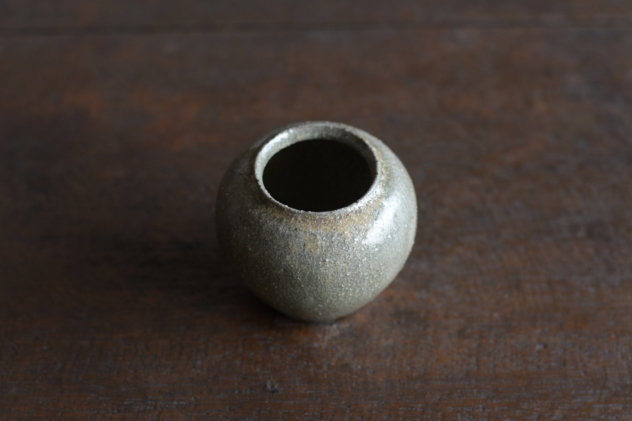 長谷川奈津｜林檎灰釉小壺 | UTSUWA-HOTARU online store